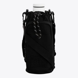 NWOT BEIS Water Bottle Sling - Black